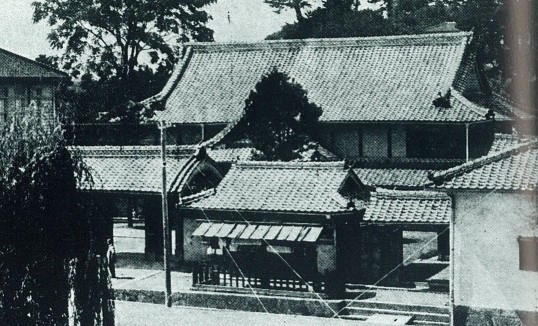 旧浜田県庁の門