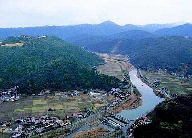 鳶巣城跡