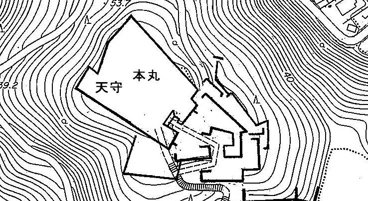 浜田城縄張図でみる天守の位置