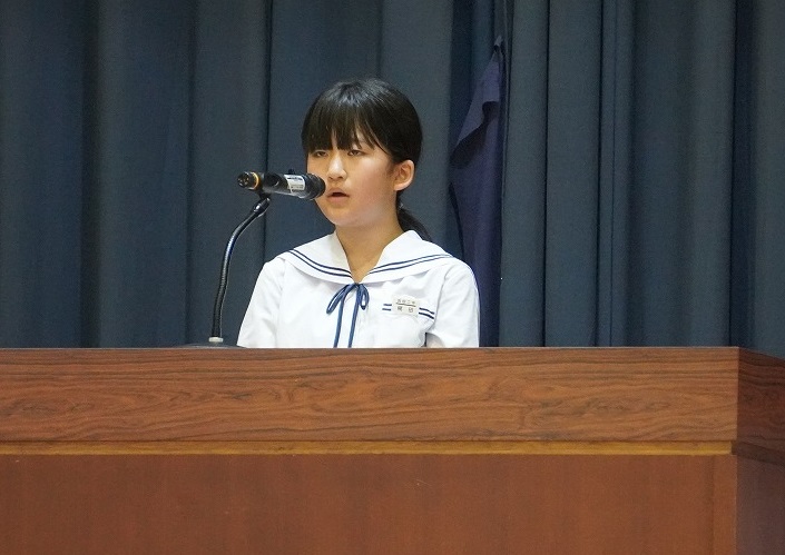 ８