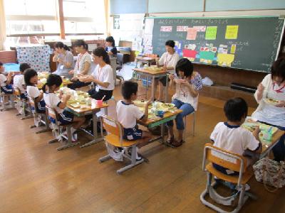 試食会