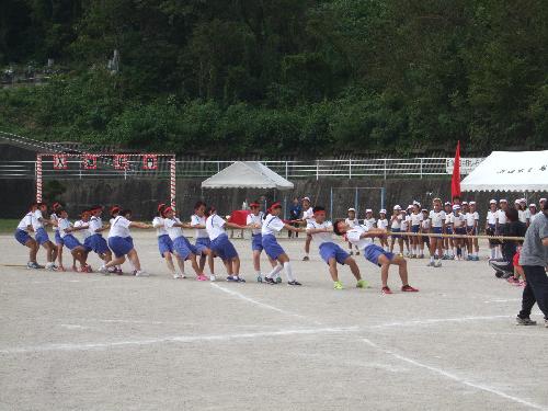 中学生綱引き