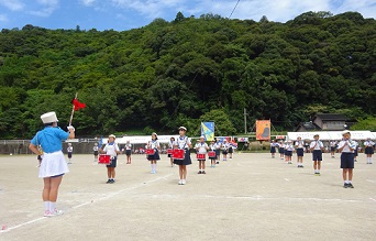 鼓笛演奏の様子です。