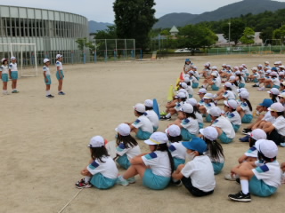 初めの会