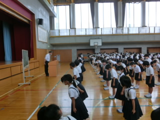 小学　朝礼 