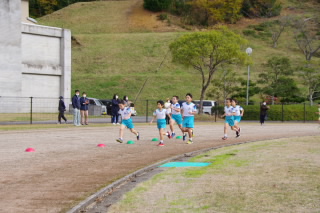 公園内に出る