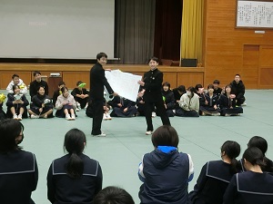 6