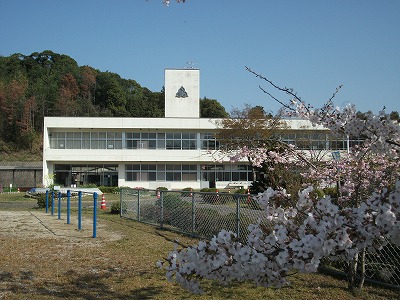 岡見小学校