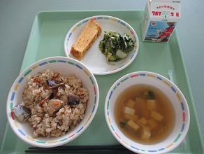 三隅町の郷土料理　焼き鯖飯
