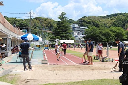 陸上