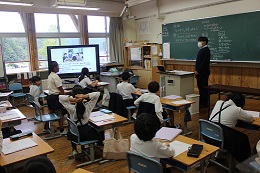 公開